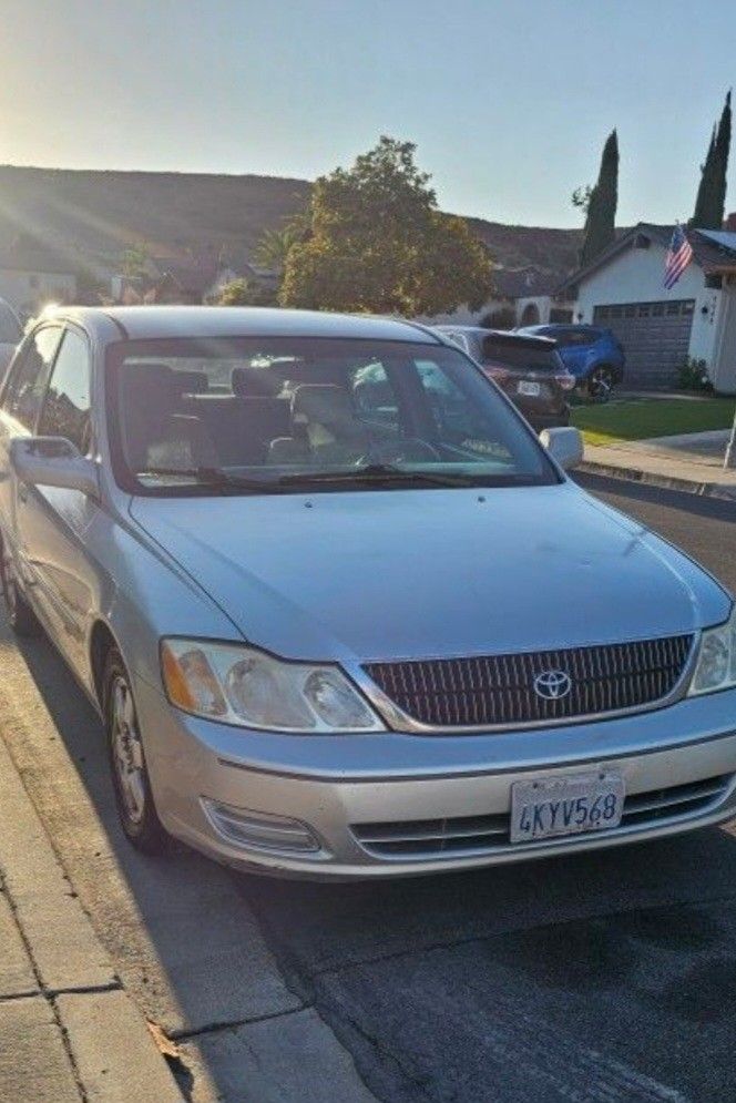 2000 Toyota Avalon