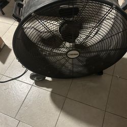 Central Machinery 24" High-Velocity Shop Fan