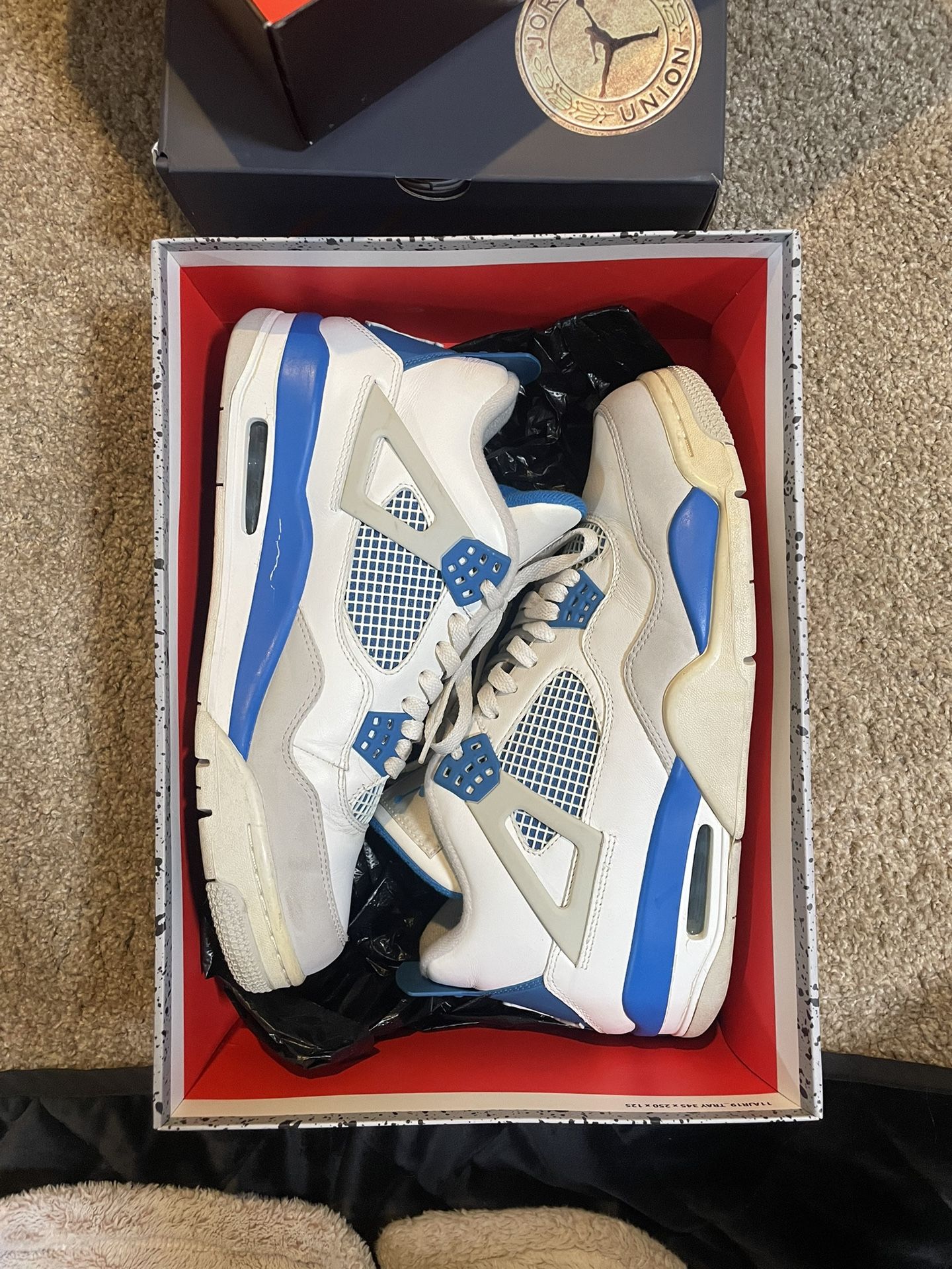 Size 11.5 | Jordan 4 Military Blue With Box | Pre-Owned Brand new Jordan 4 Military Blue (2024) Size 6Y - $240 Size  main image 3
