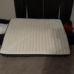 Queen Size Mattress 