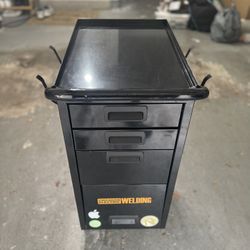CHICAGO ELECTRIC 286 lb. Capacity Welding Cabinet