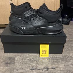 Jordan Basketball Shoes Size 11 80$🔥🔥