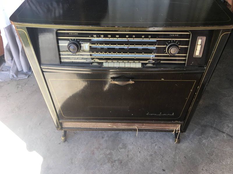 Vintage German Tonfunk Rex Perpetuum Radio and Stereo Console