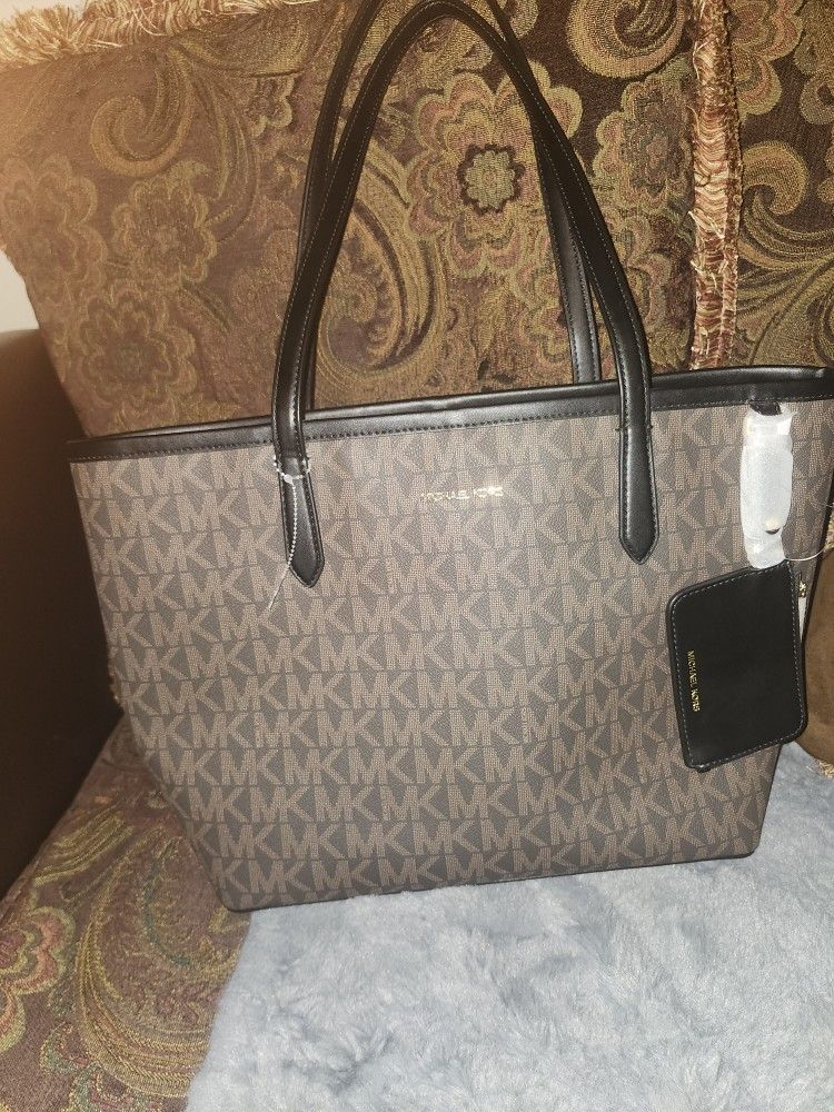 $ 165 Michael Kors Tote Bag