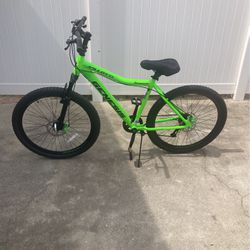 Genesis “27.5 Wheels Mountain Bike/cruiser 