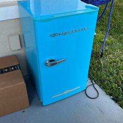 Vintage Frigidaire 