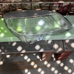 Used Lens For C300 Mercedes Fits 2008/2011