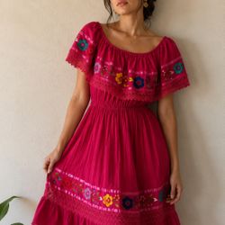 Vintage Mexican Embroidered Floral Fuchsia Folk Traditional Dress – Women’s Large