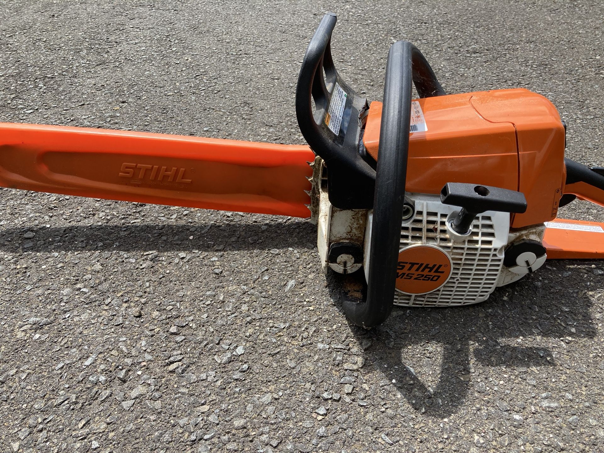 STHL ms250 chain saw sold as is