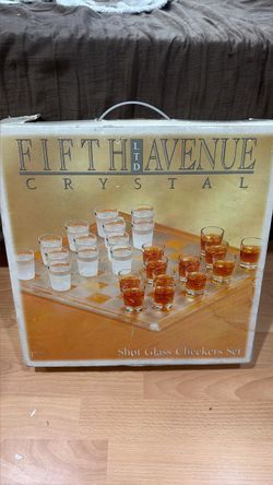Fifth Avenue Crystal Shot Glass Checkers Set - Incomplete (Missing 2 Glasses)