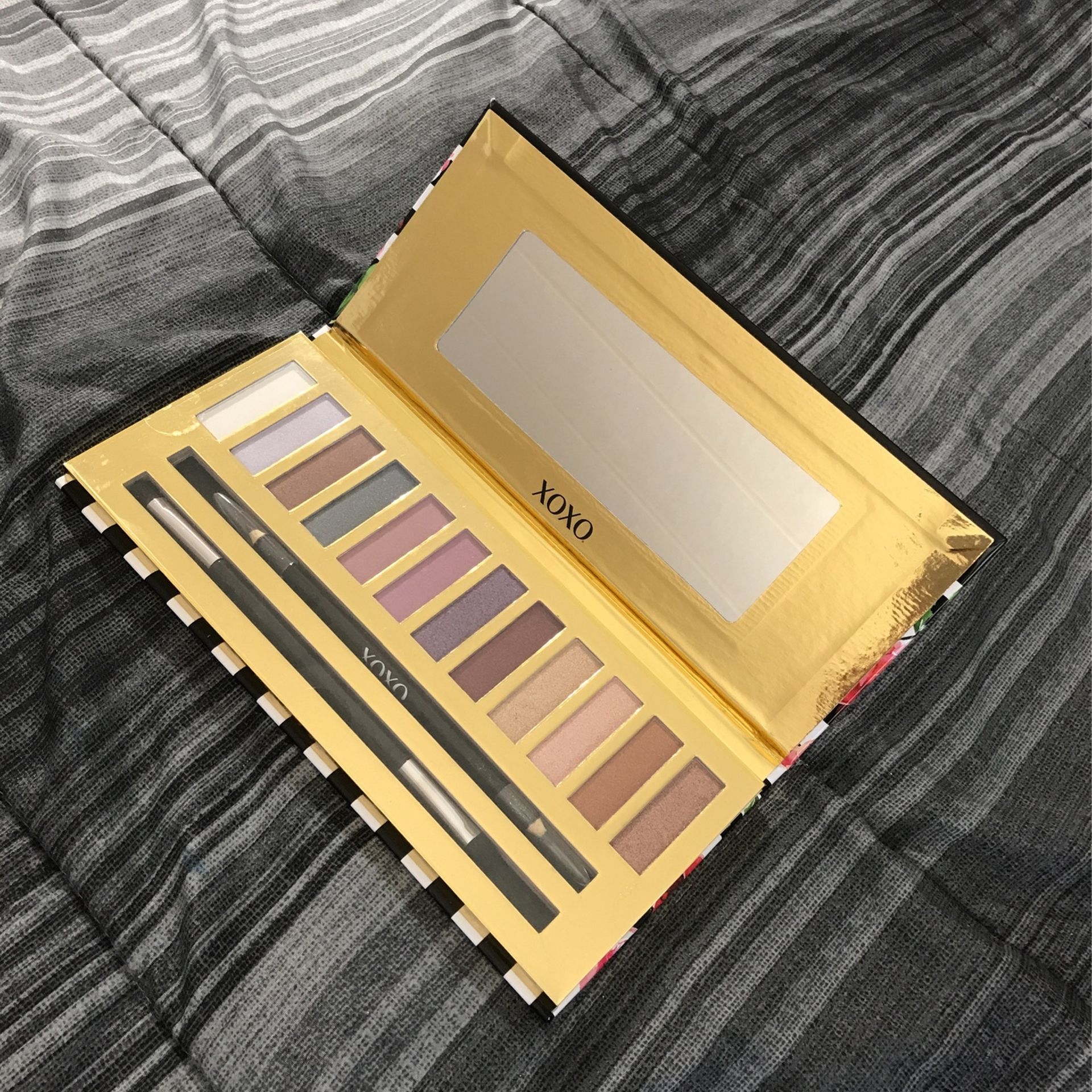 Xoxo Makeup