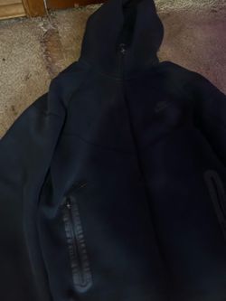 Black Nike Tech jacket