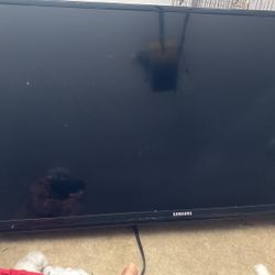 Samsung Smart Tv With Wall Mount