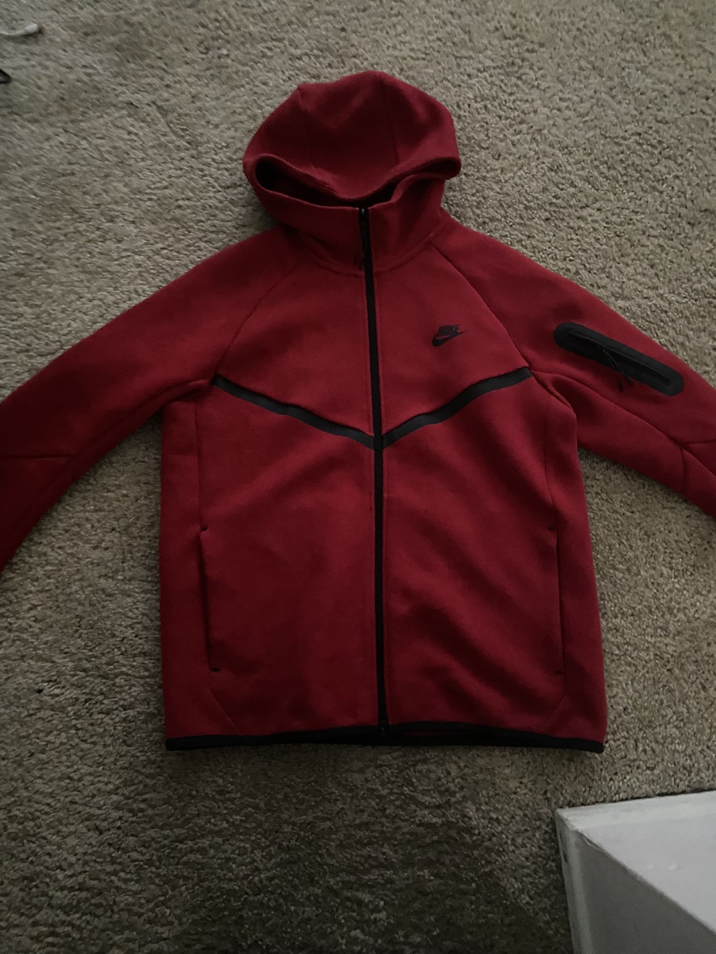 Red Nike Tech