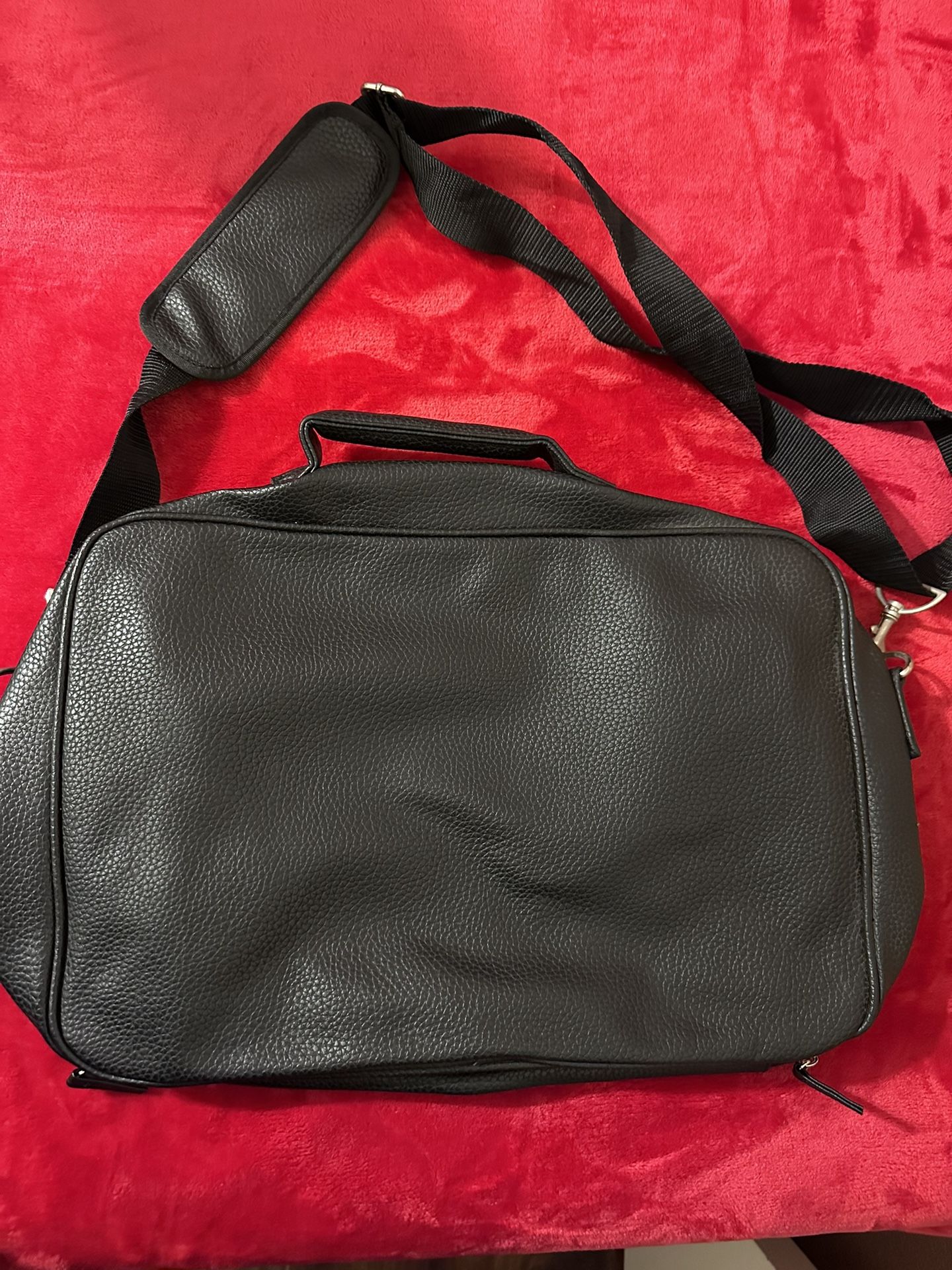 LAPTOP BAG WITH 3 POCKETS