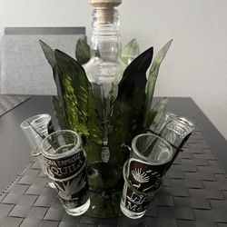 Decanter Set