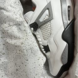 Air Jordan 4 Retro White Cement Size 10 