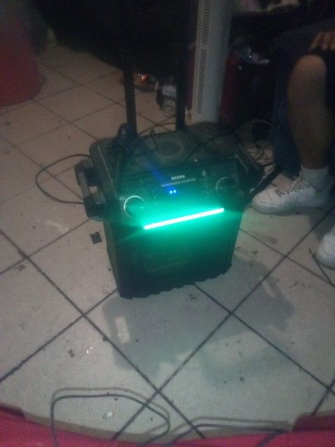 Used Portable Bluetooth Speaker In Very Good Condition 