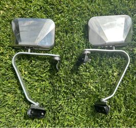 1980s Toyota pickup mirrors