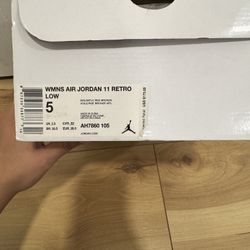 WMNS RETRO 11s sizs 5 