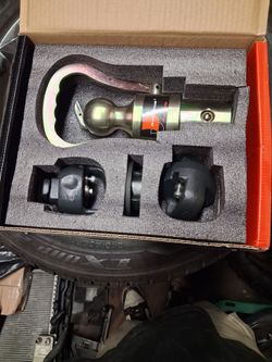 Gooseneck hitch kit