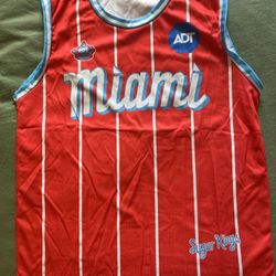 🔥🏀Miami Marlins City Connect basketball jersey🔥Only 2 Youth XL’s Left