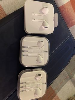 Earpods/ Earphones