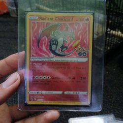 Radiant Charizard Pokémon Go