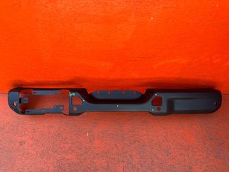 2018 - 2024 JEEP WRANGLER JL Rear Bumper Cover OEM