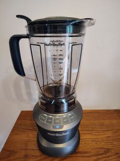 NutriBullet 64 oz Countertop Blender