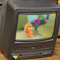 13" CRT TV/VCR Combo Retro Gaming Television model 1997