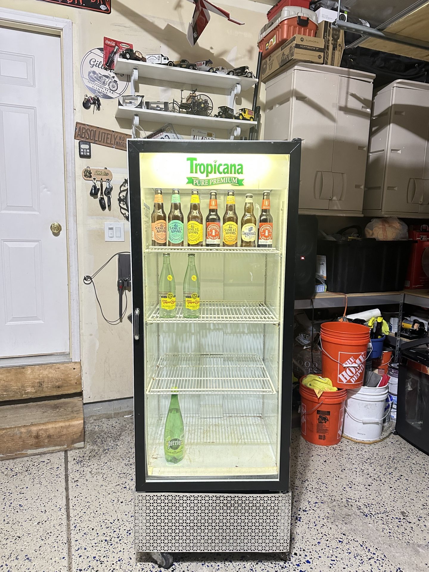 Beverage Air MT12 Comercial Refrigerator