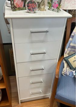 Slide logic white five drawer dresser