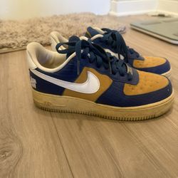 6Y Nikes