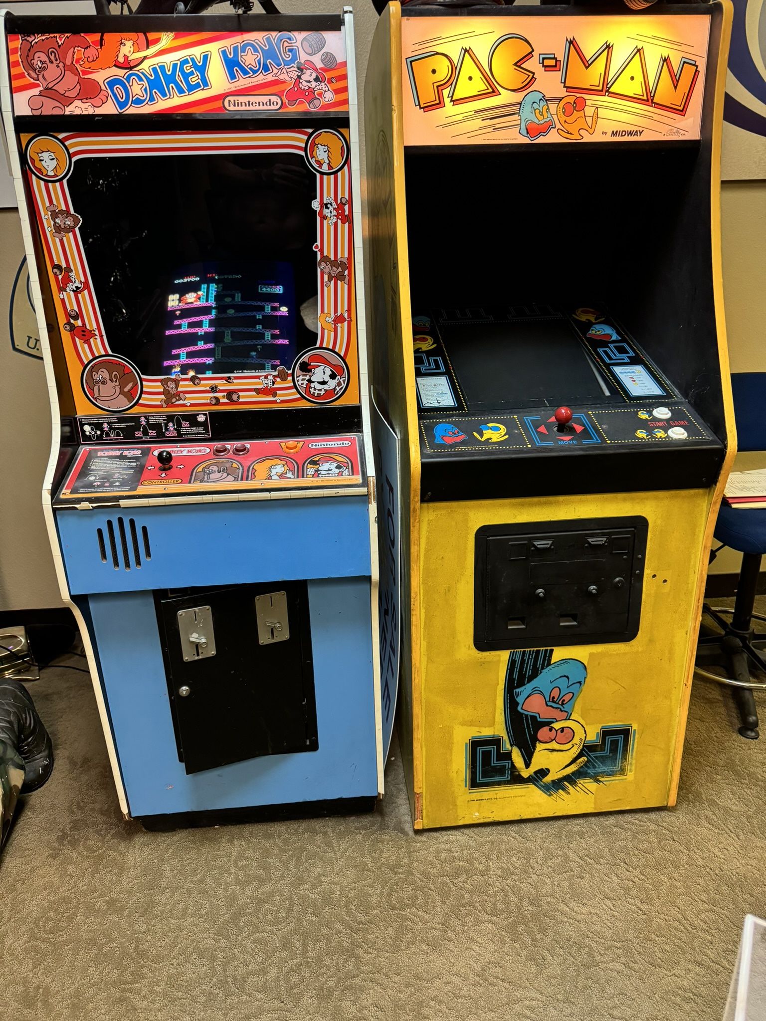 Arcade Games Donkey Kong And PAC MAN Real Ones In Old School