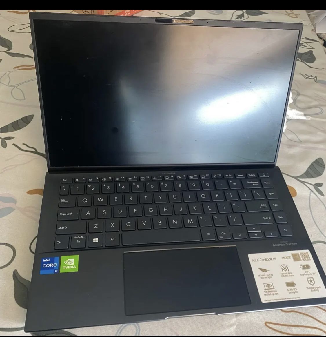 ASUS ZenBook 14 Ultra-Slim Laptop 14”