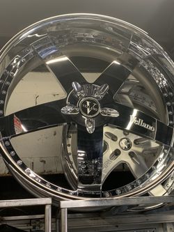 28 Vellano Vsk Box Chevy Chrome $9500