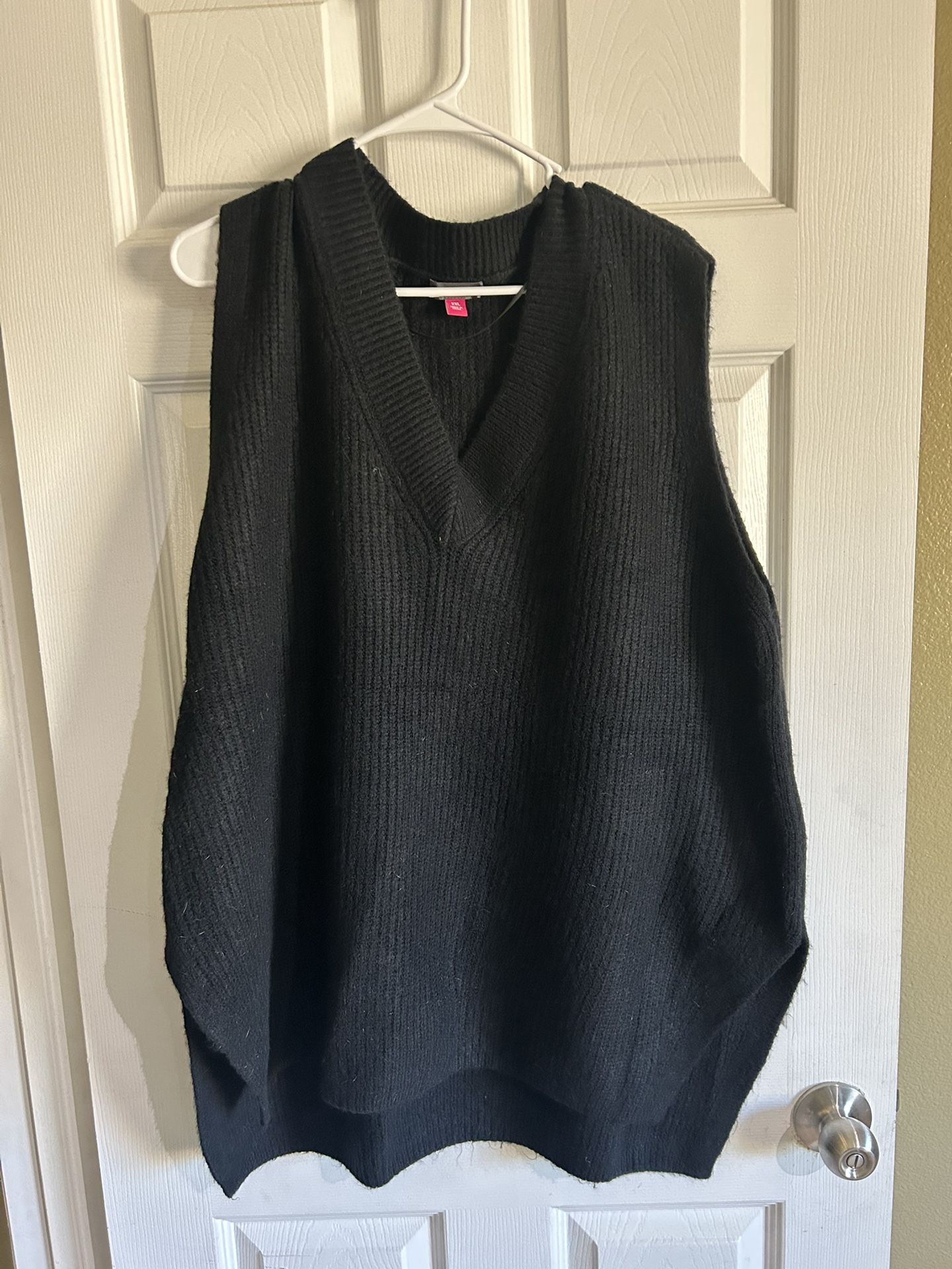 Black Plus Size Sweater Vest