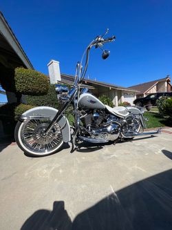 Harley Davidson softail deluxe