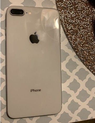 iPhone 8+ 64GB