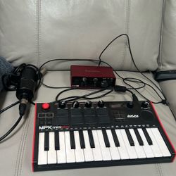 3 Piece Studio Equipment Bundle