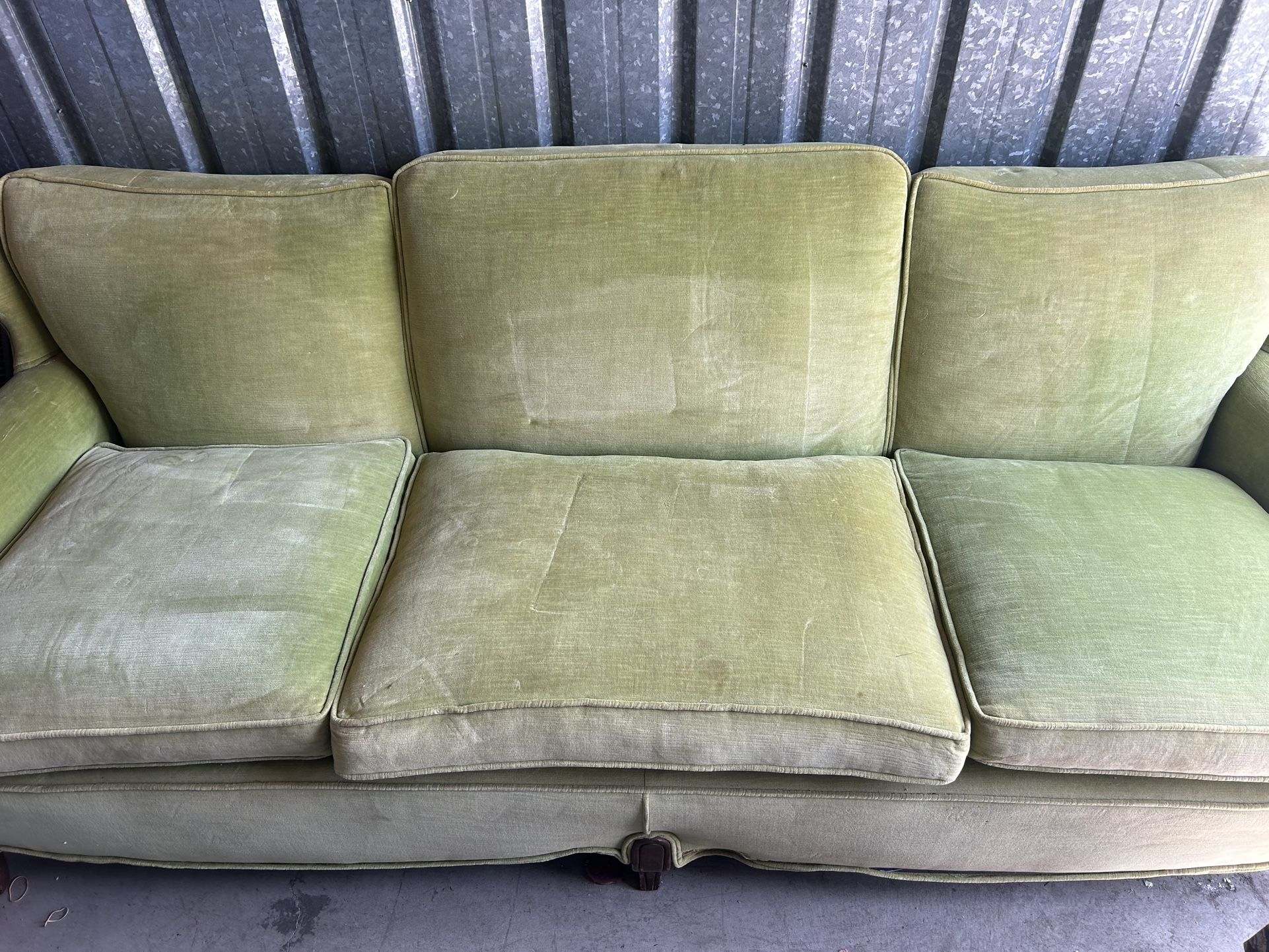 ⭐️Vintage Green Sofa⭐️