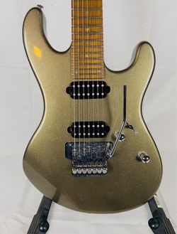 Dean Avalanche Ultra 7 String Silver Sparkle Gold Flake Seven String 24 Fret 25.5" Scale Floyd Rose