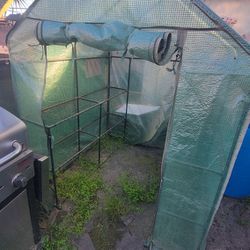 Plastic Greenhouse With Shelves