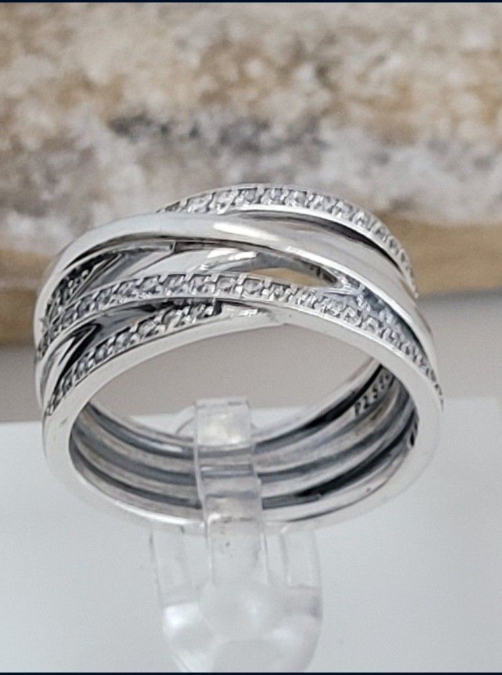 Authentic PANDORA Ring, Beautiful 