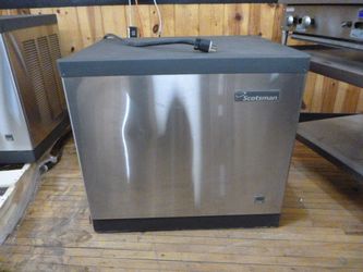 Ice Maker Scotsman