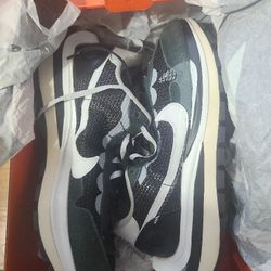 Nike Sacai x VaporWaffle Black White Size 10