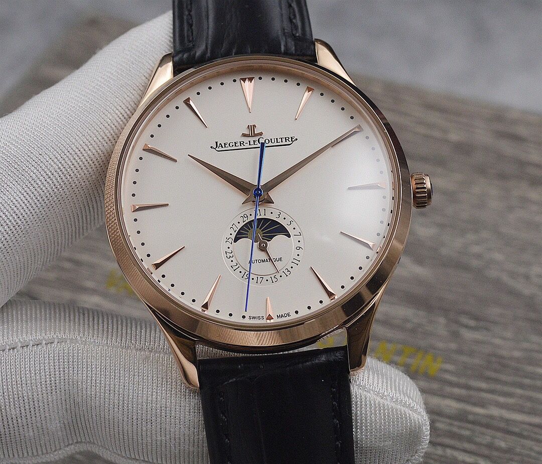 Jaeger LeCoultre Men’s Mechanical Watch With Box New