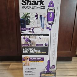 BRAND NEW Shark ZS350 Rocket Pet Pro Corded Stick Vac w/ Self-Cleaning Brushroll