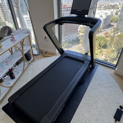 NordicTrack NTL17125.0 Treadmill In Great Condition